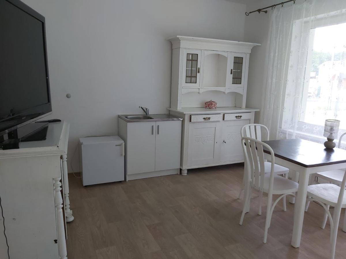 Willa Wieniotowo Apartamenty Przy Lesie I Plazy Ap Am Wald Und Strand Ustronie Morskie Bagian luar foto