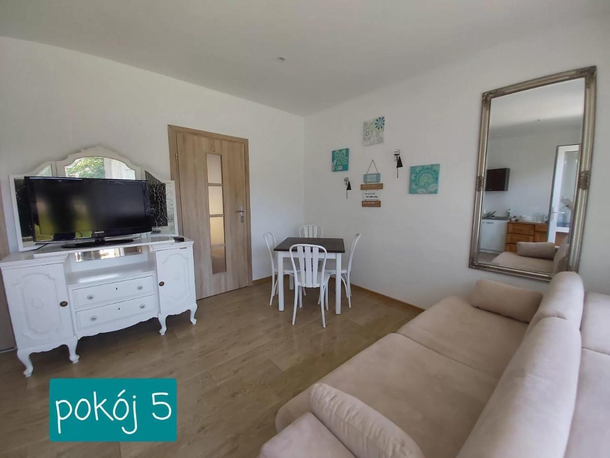 Willa Wieniotowo Apartamenty Przy Lesie I Plazy Ap Am Wald Und Strand Ustronie Morskie Bagian luar foto