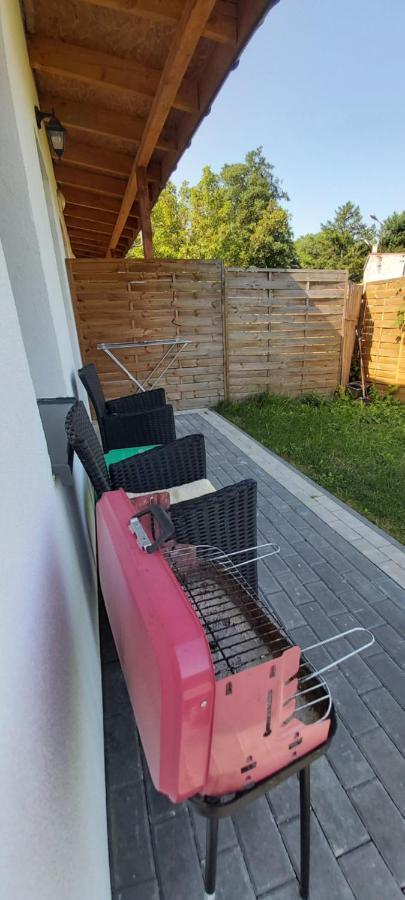 Willa Wieniotowo Apartamenty Przy Lesie I Plazy Ap Am Wald Und Strand Ustronie Morskie Bagian luar foto